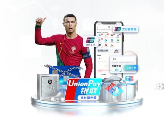 VAR取缔克雷莫内塞点球，主锻练抗议判罚连吃两黄被罚出场